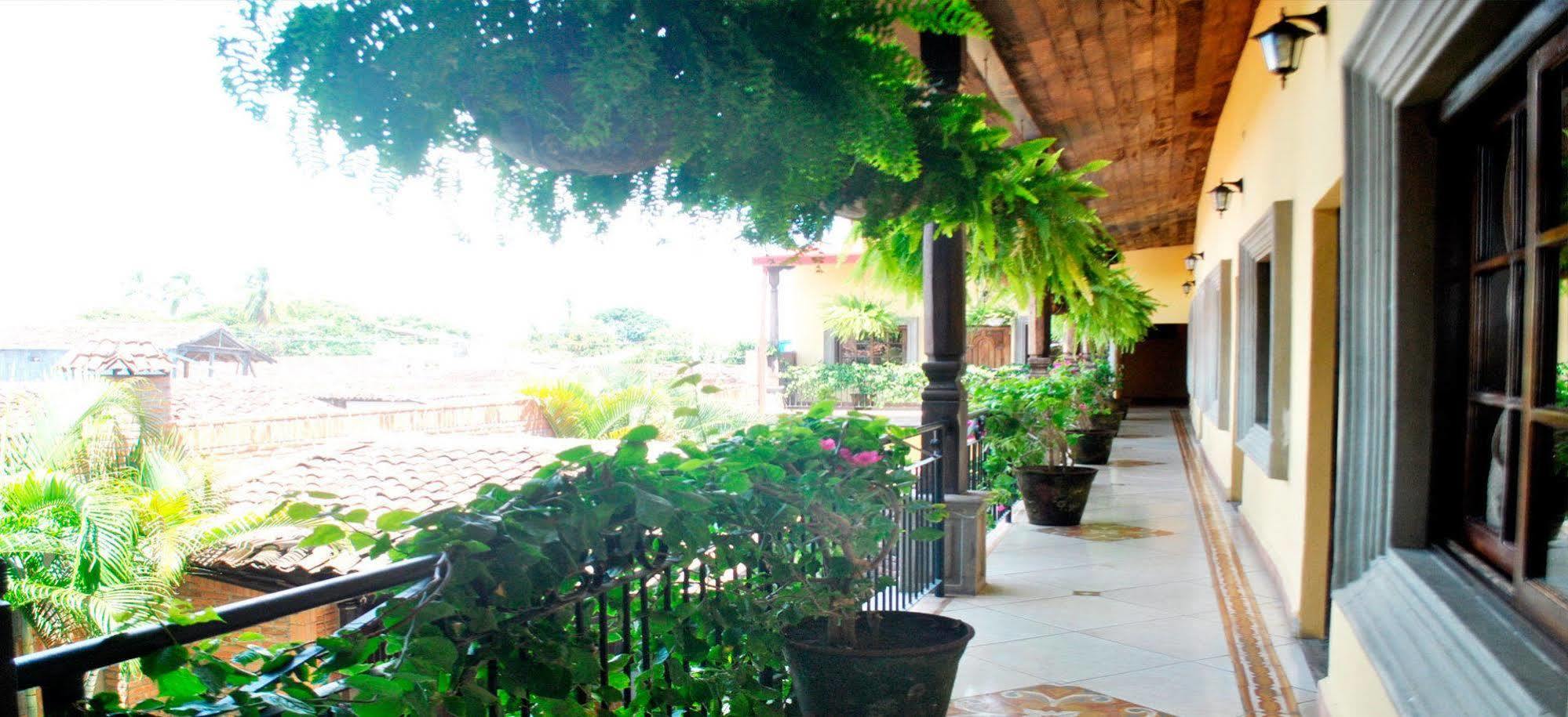 Hotel Real Granada Exterior photo